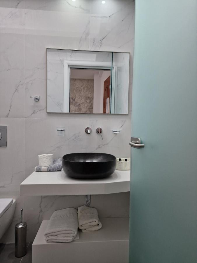 Emmanouela Studios & Villas Karterádos Eksteriør bilde