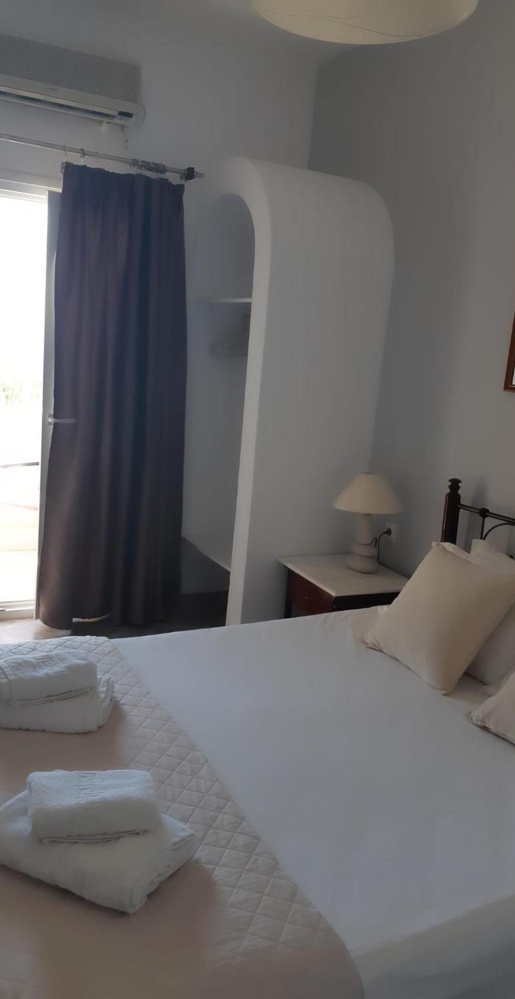 Emmanouela Studios & Villas Karterádos Eksteriør bilde
